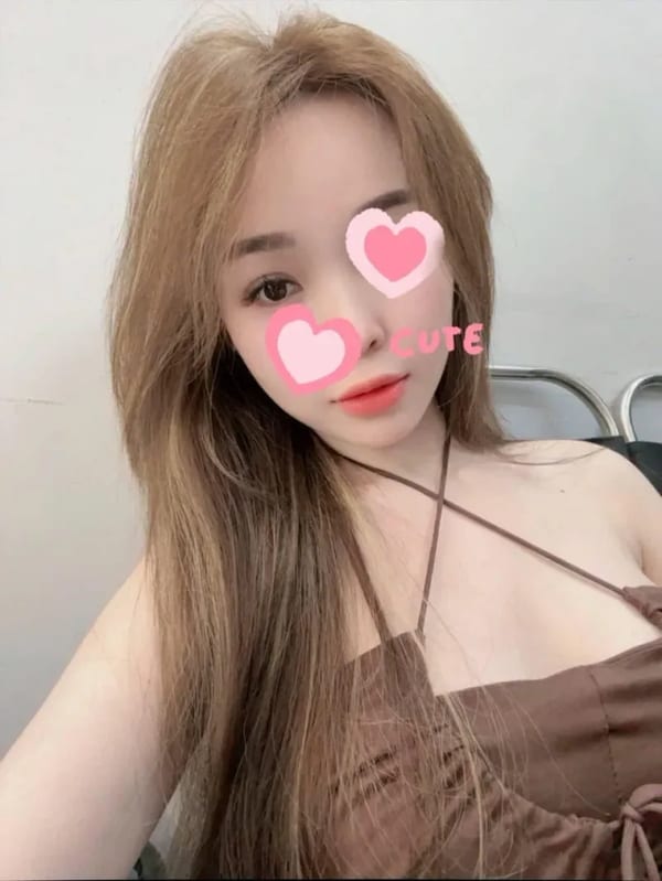 Nami - Em gái Loli Dễ Thương Mông To