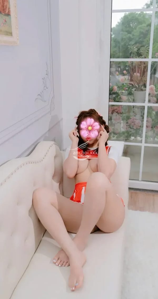 BÉ UYÊN CUTE XINH XẮN NGOAN HIỀN TÌNH CẢM