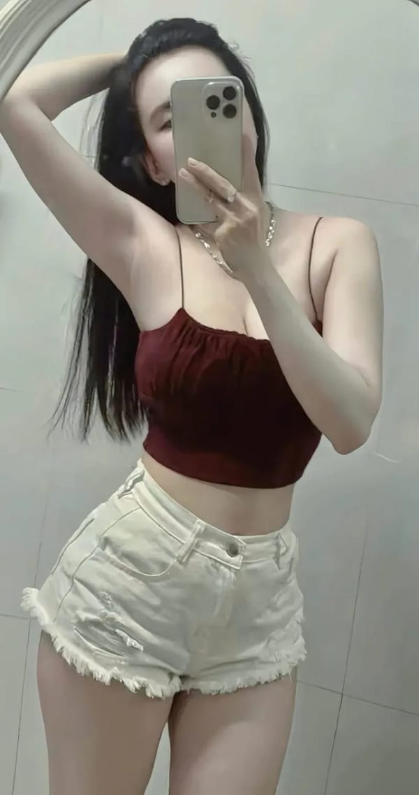 Châu Châu - Em Gái Non Tơ Ngoan,Mặt Baby Cute_BODDY GỢI CẢM