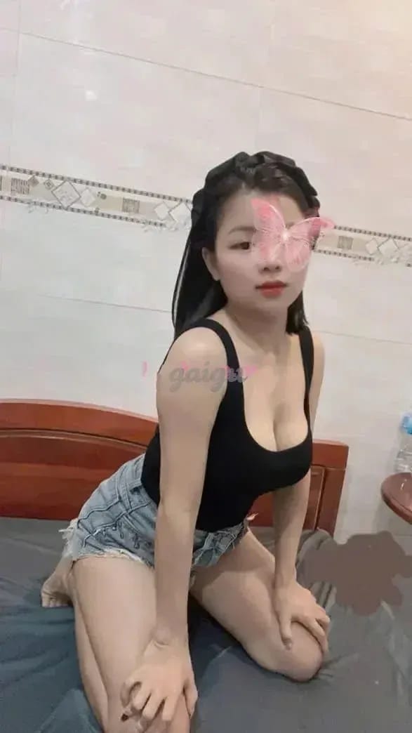 Dâu Tây:BODY ĐẸP, MẶT XINH BABY VÀ SANG TRỌNG 