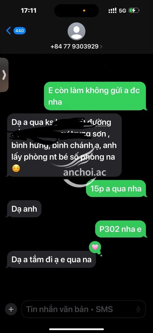 Bé sạch sẽ dthuong thái độ nhẹ nhàng , giọng nói ngọt  rất chiều khách , rảnh an