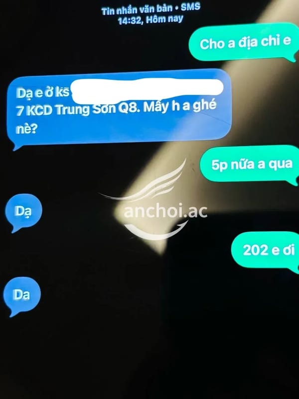 Đọc bài và cũng phân vân khi gặp em. dáng em hợp dáng so với người, ngự đẹp, bóp