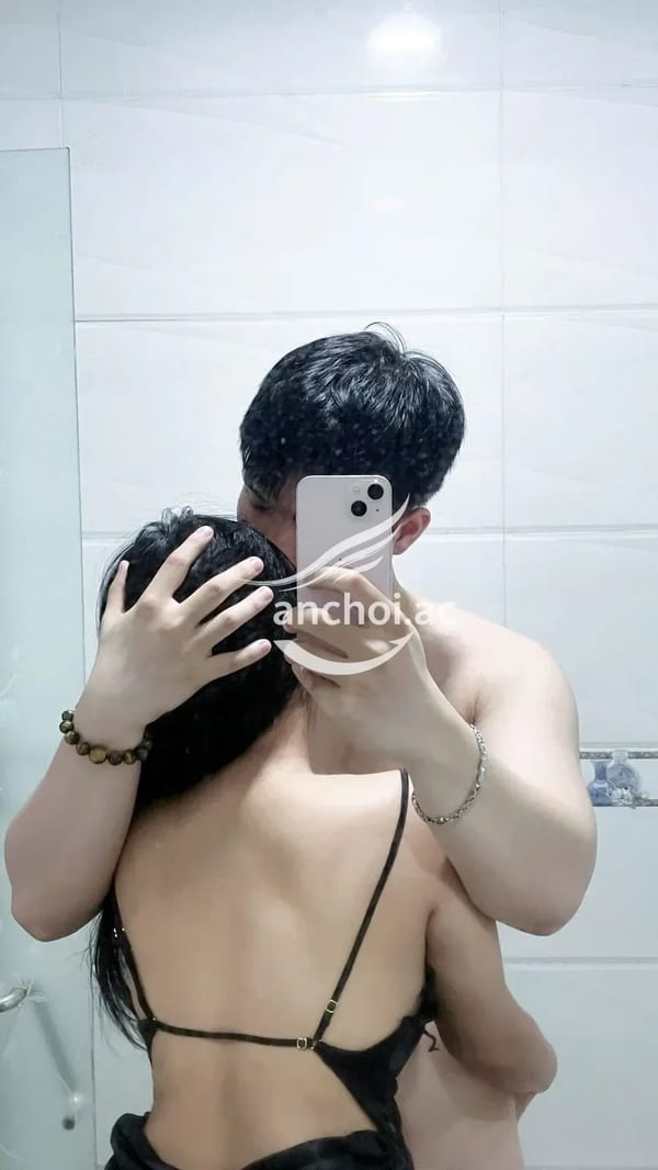 Trẻ đẹp, nhiệt tình,body chuẩn đẹp, rất sung.