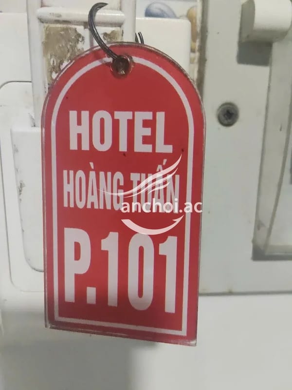 Em này ngon, sạch sẽ thơm tho làm tình trong nhà tắm rất phê — ảnh 4